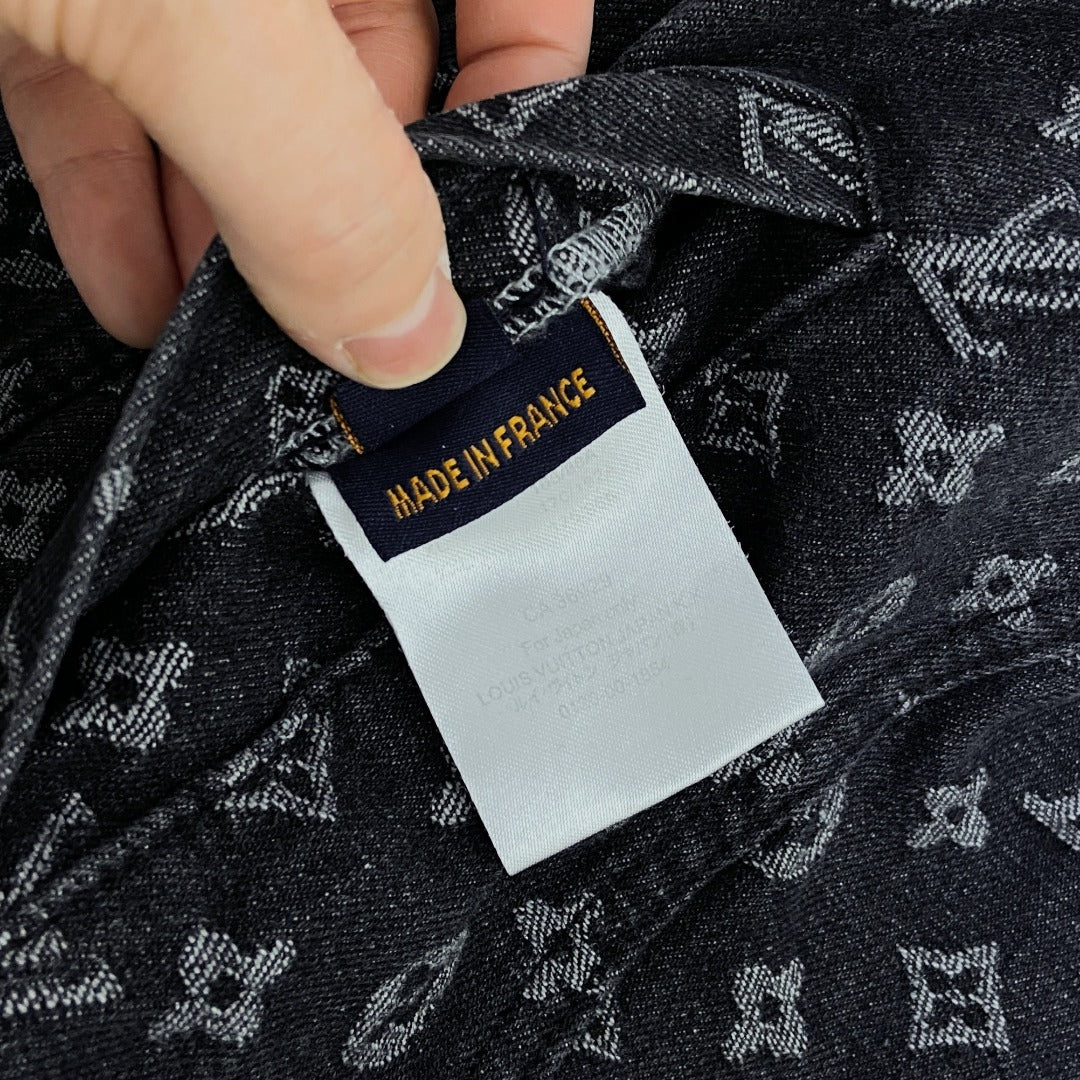 Louis Vuitton x Supreme Monogram Washed Denim Jacket – Unisex Classic Collaboration