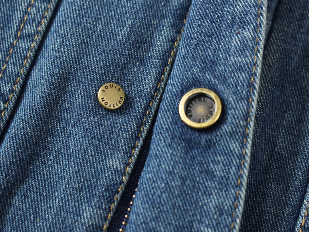 Louis Vuitton 23SS Embossed Monogram Denim Jacket