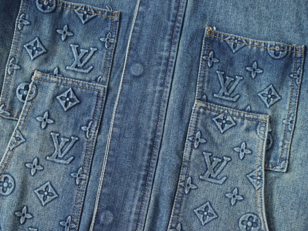 Louis Vuitton 23SS Embossed Monogram Denim Jacket