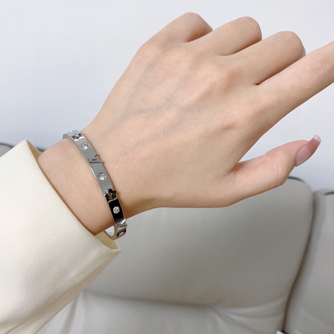 Louis Vuitton Luxury Bracelet | Iconic Elegance & Boutique-Grade Quality