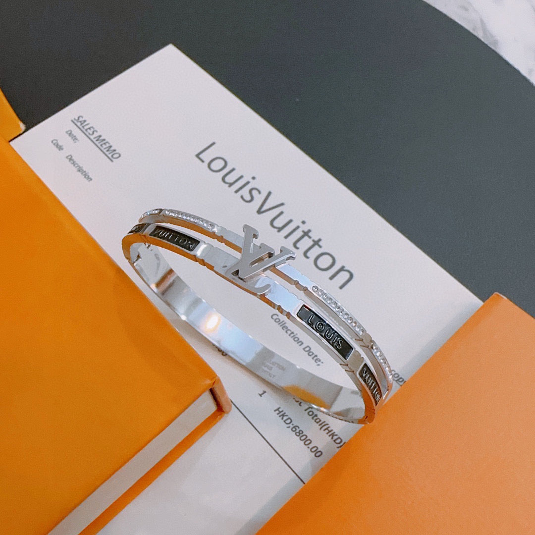 Louis Vuitton Luxury Bracelet | Iconic Elegance & Boutique-Grade Quality