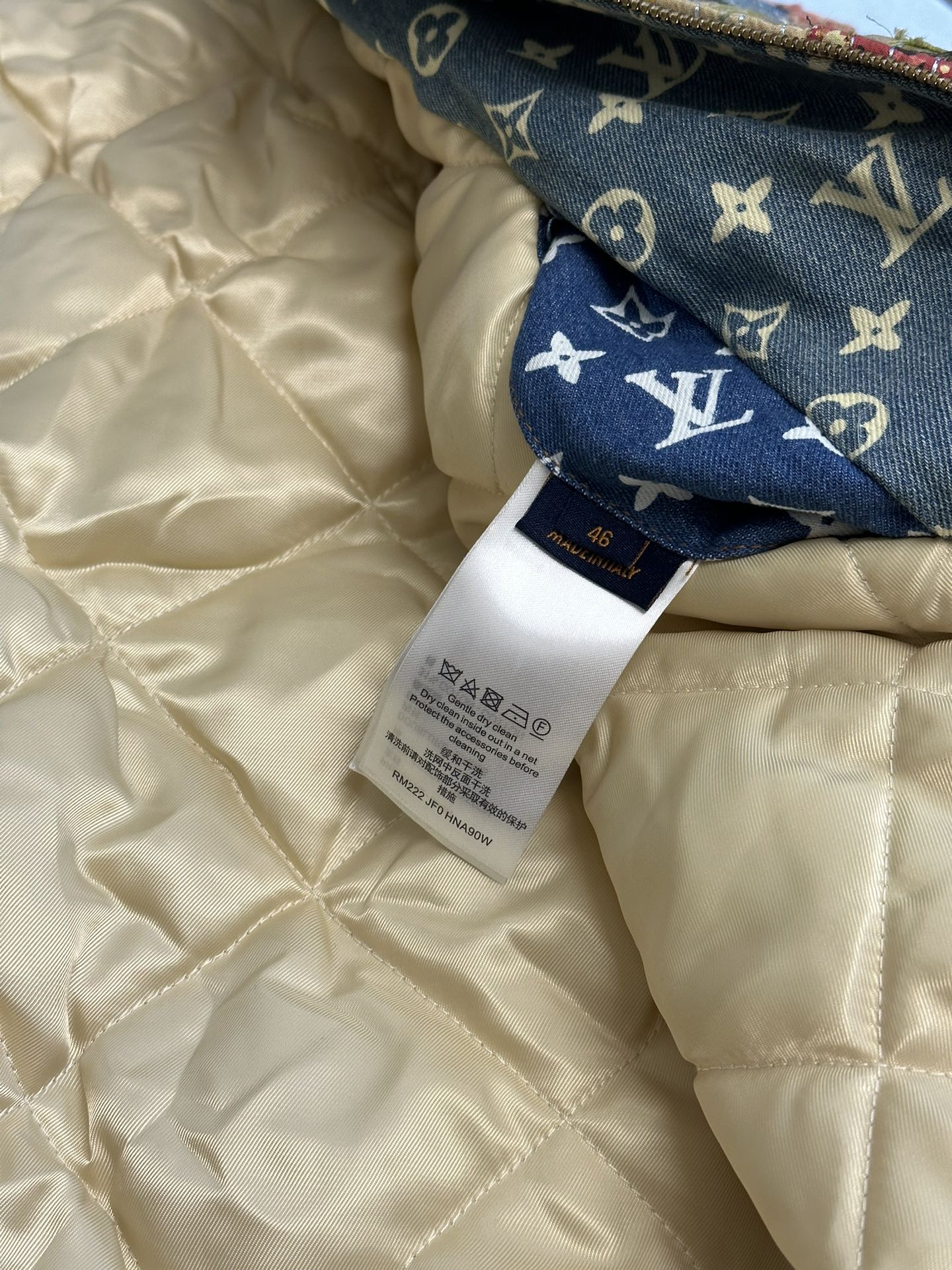 Louis Vuitton Distressed Effect Denim Padded Jacket – Monogram Boro Patchwork
