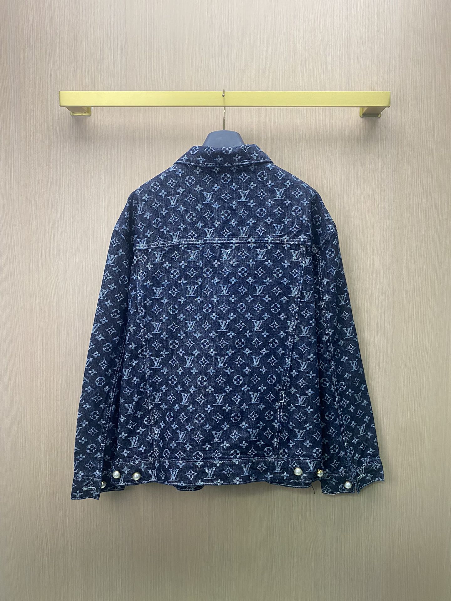 Louis Vuitton 2024 Pre-Fall Monogram Jacquard Denim Jacket with Pearl Buttons – Unisex