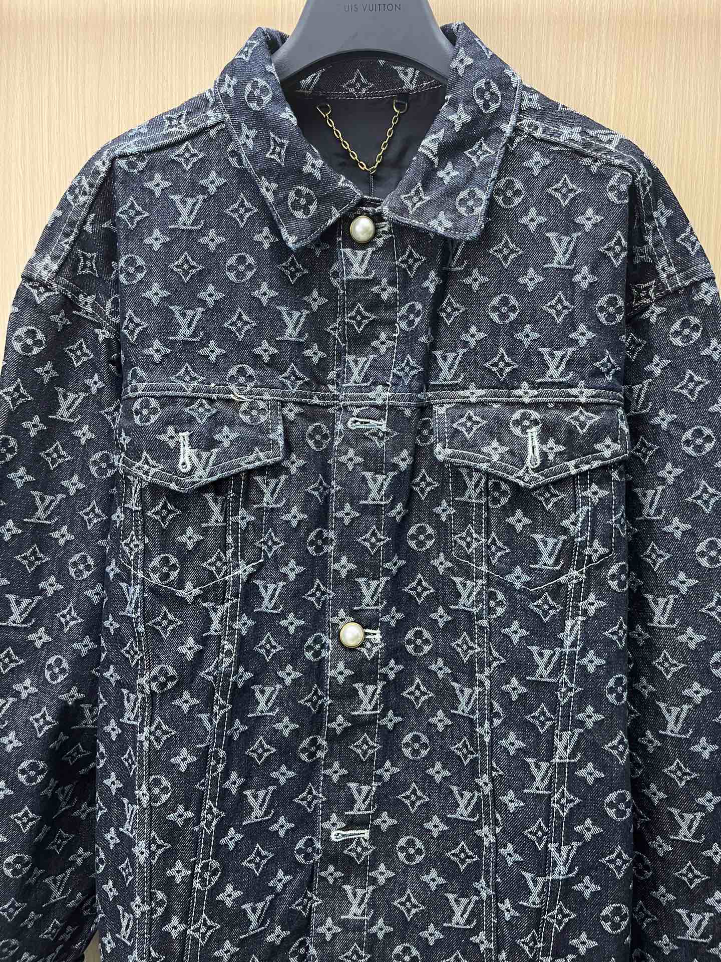 Louis Vuitton 2024 Pre-Fall Monogram Jacquard Denim Jacket with Pearl Buttons – Unisex
