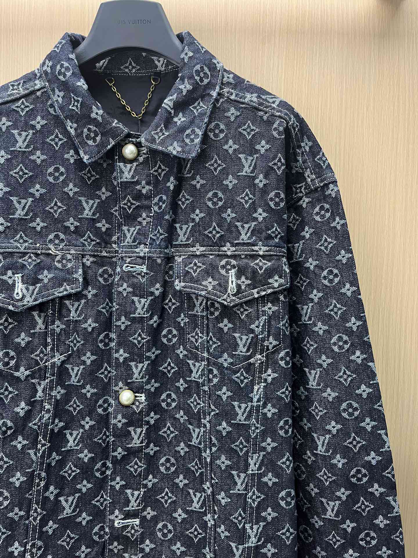 Louis Vuitton 2024 Pre-Fall Monogram Jacquard Denim Jacket with Pearl Buttons – Unisex