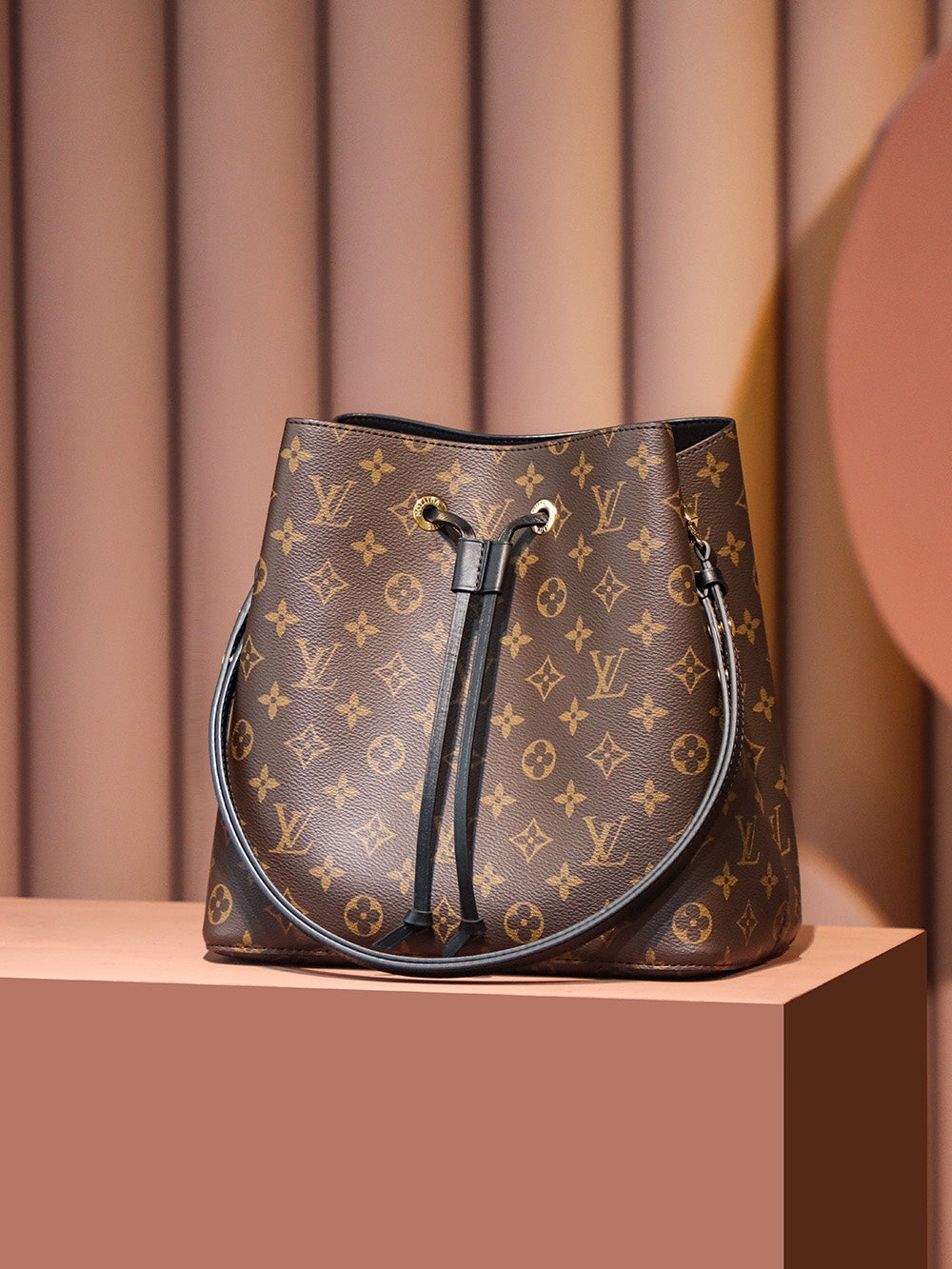 Louis Vuitton women's bags 04