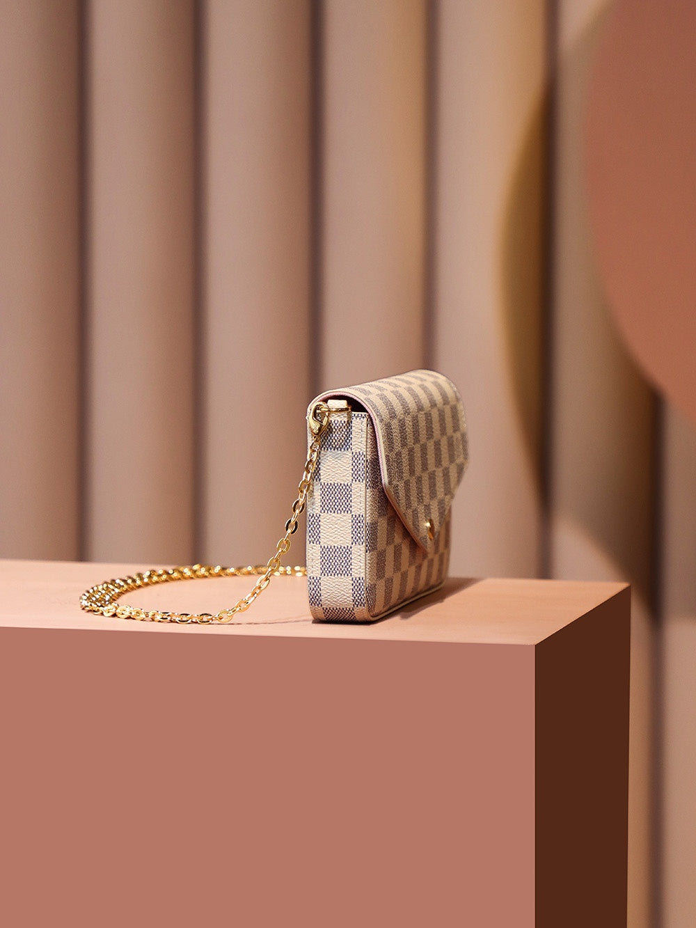 Louis Vuitton women's bags 08