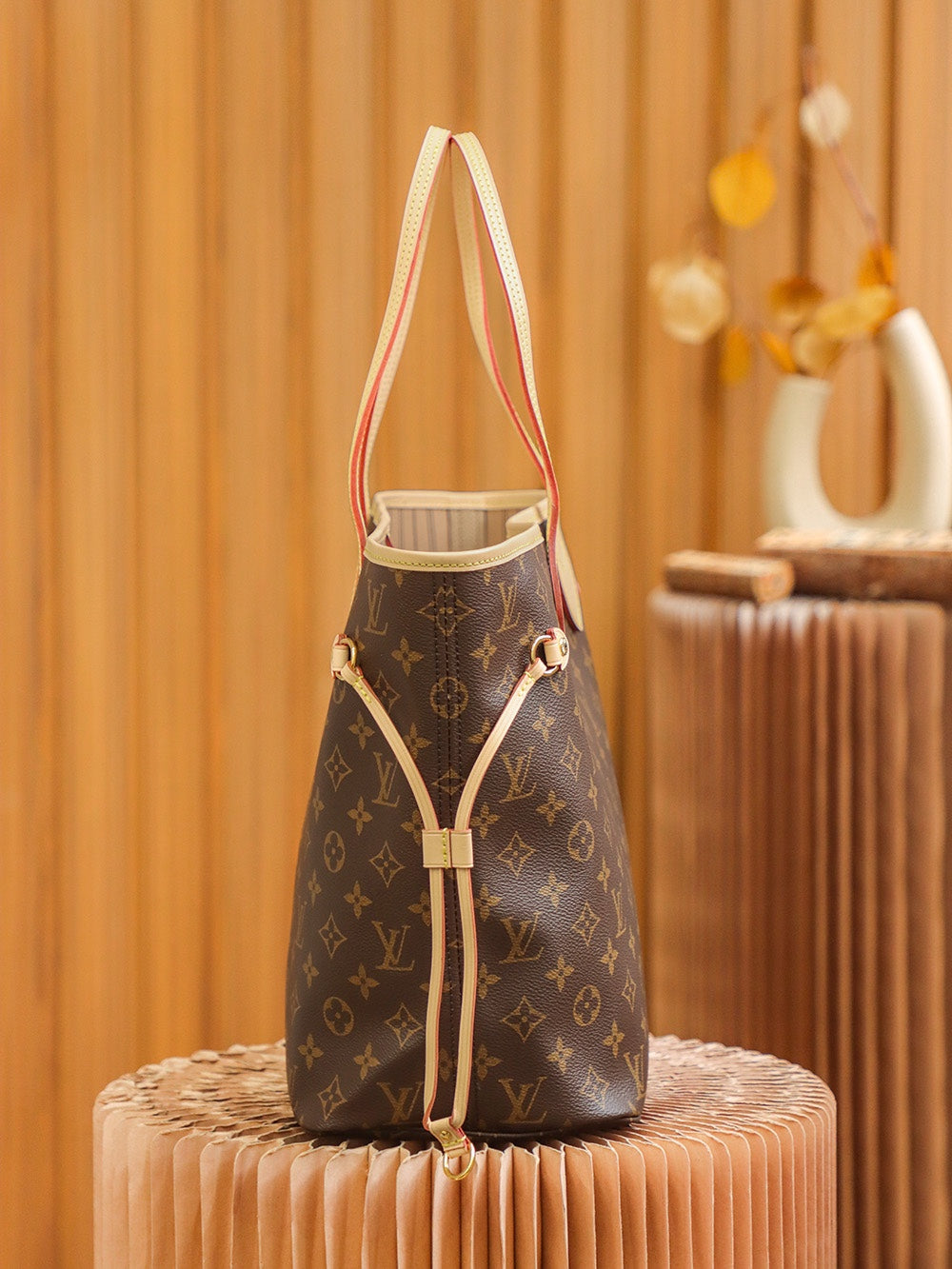 Louis Vuitton women's bags 21