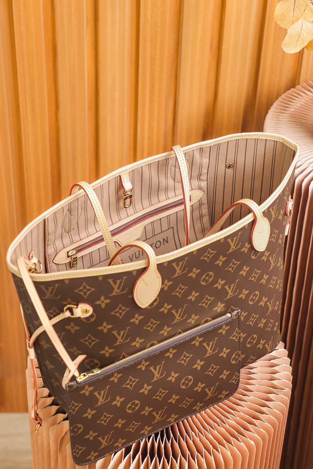 Louis Vuitton women's bags 21