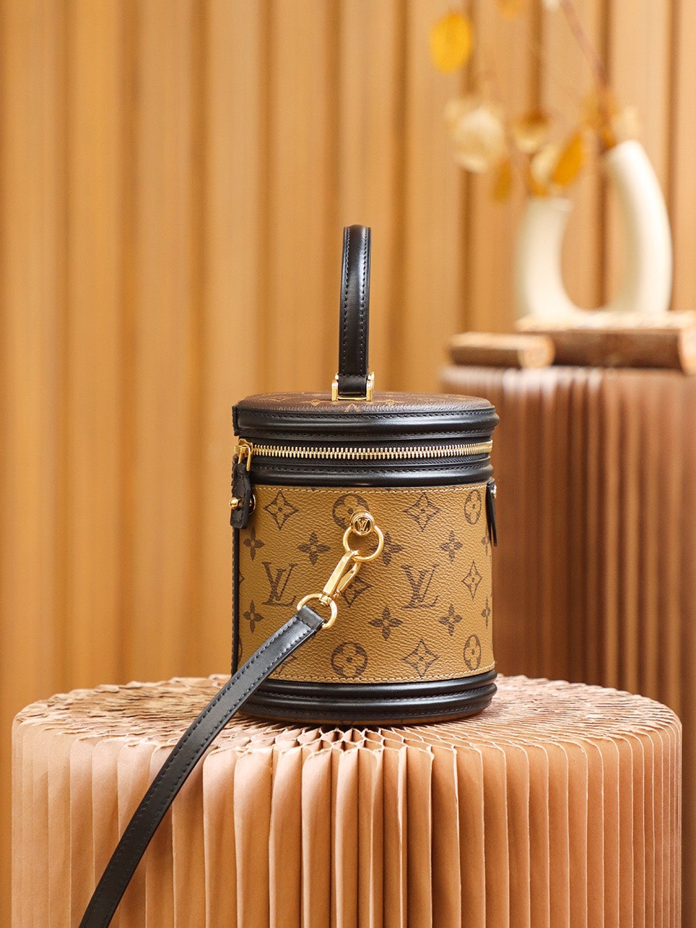 Louis Vuitton women's bags 22