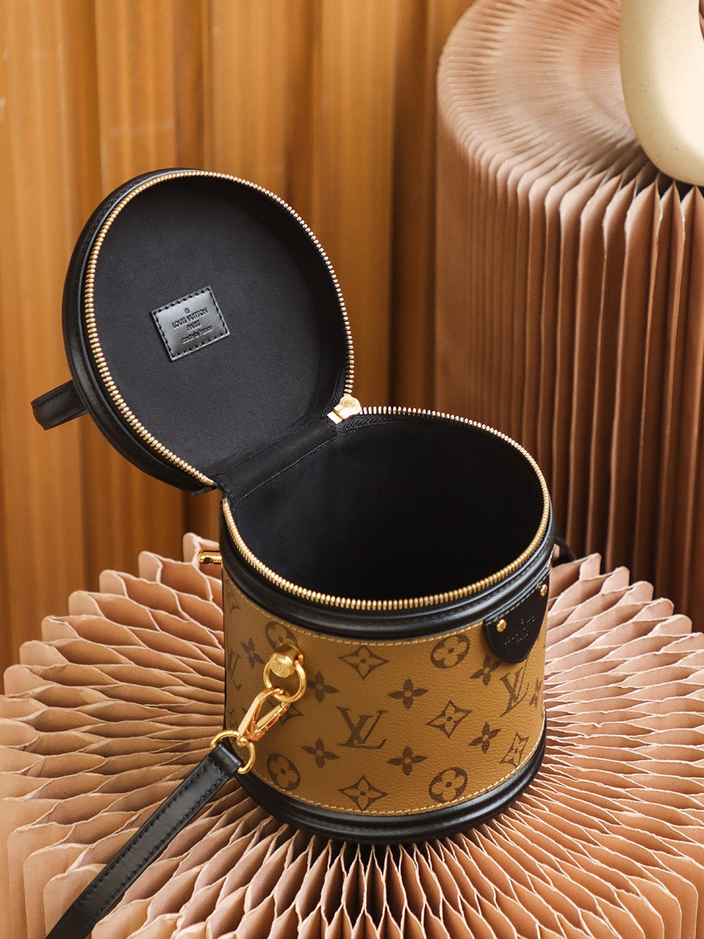 Louis Vuitton women's bags 22