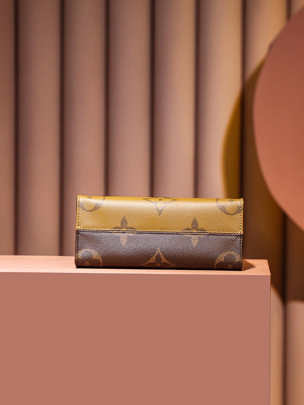 Louis Vuitton women's bags 27