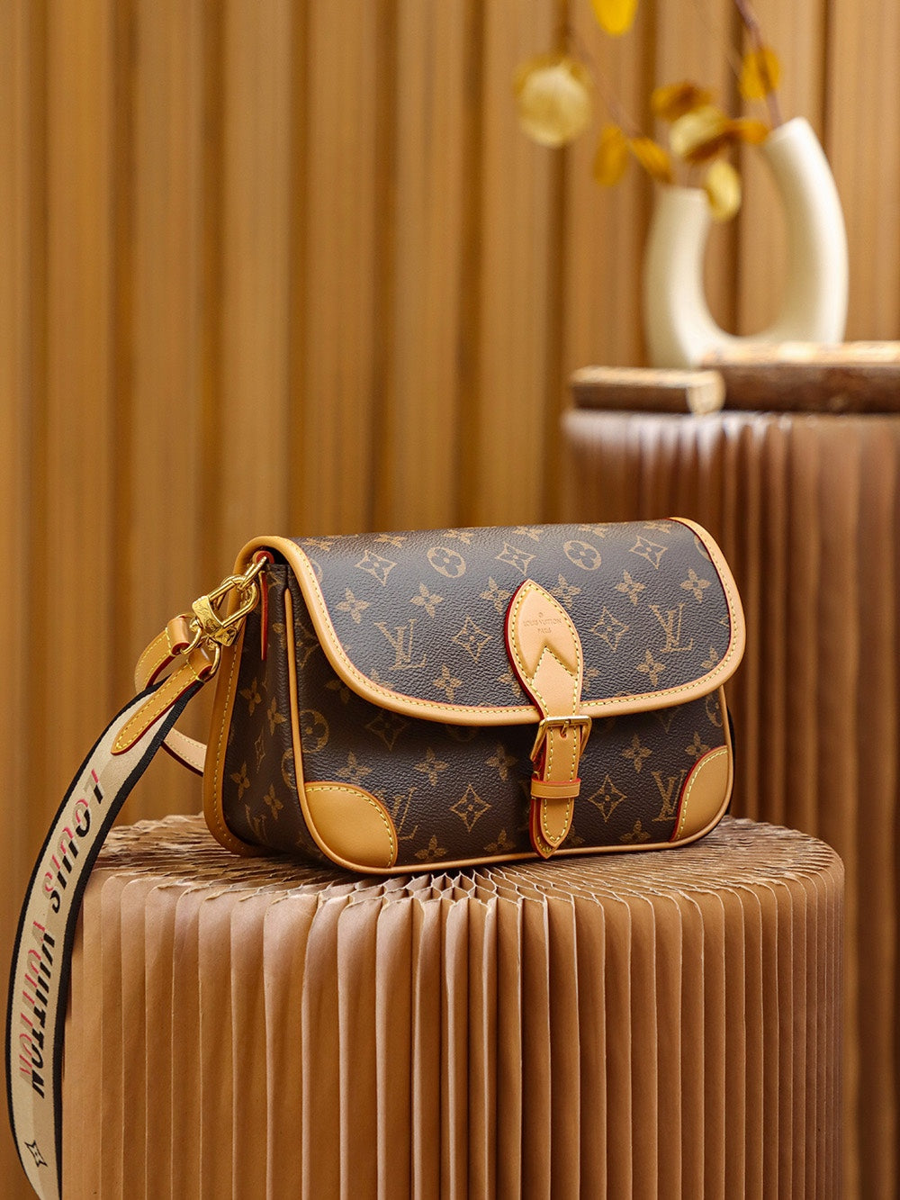 Louis Vuitton women's bags 28
