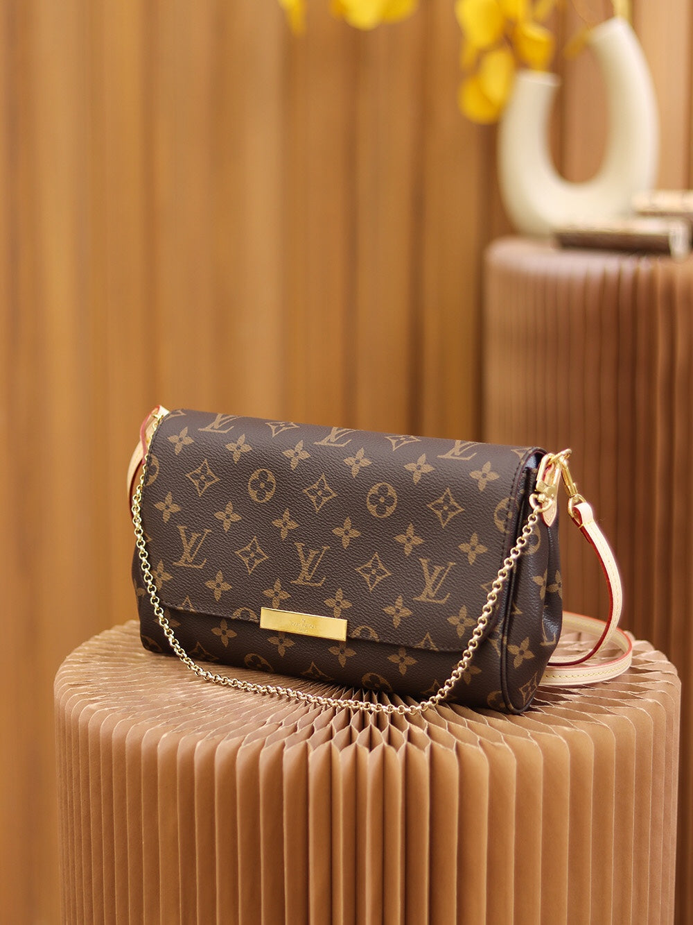 Louis Vuitton women's bags 34
