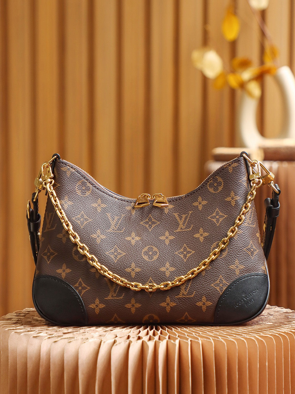 Louis Vuitton women's bags 36