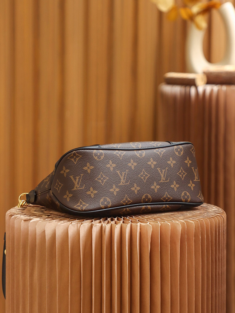 Louis Vuitton women's bags 36