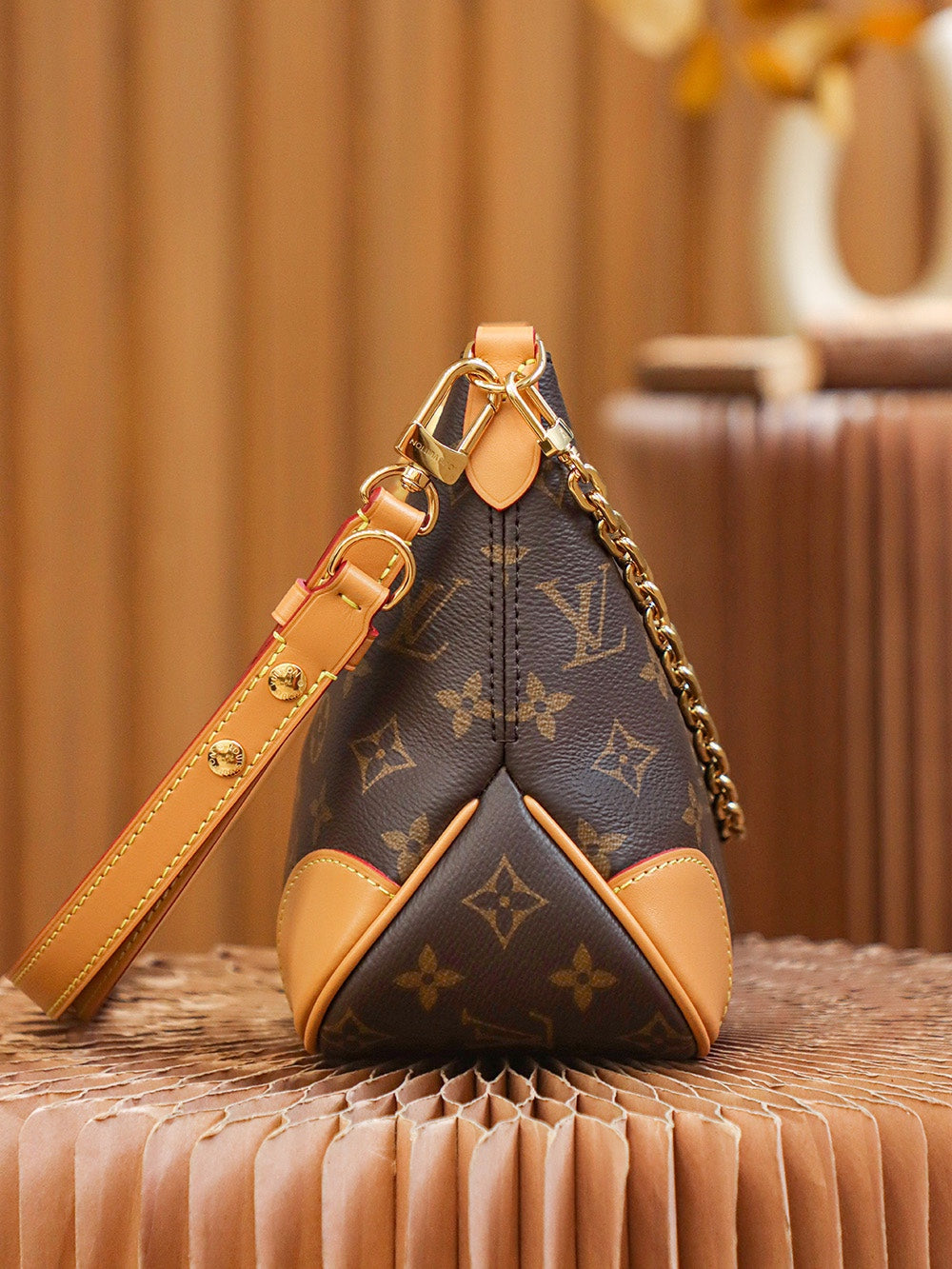 Louis Vuitton women's bags 37