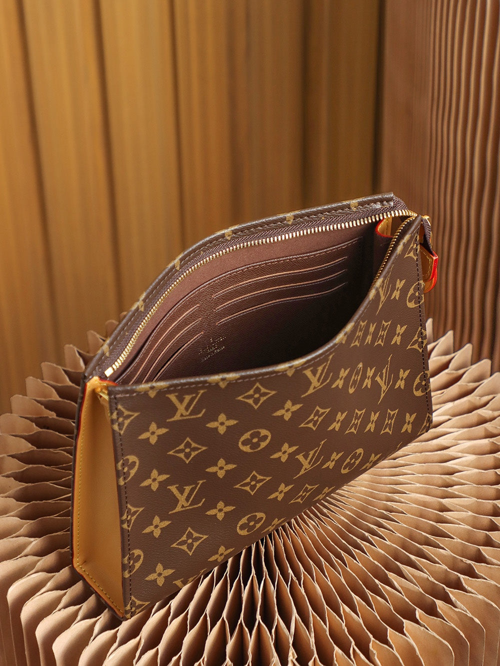 Louis Vuitton women's bags 38