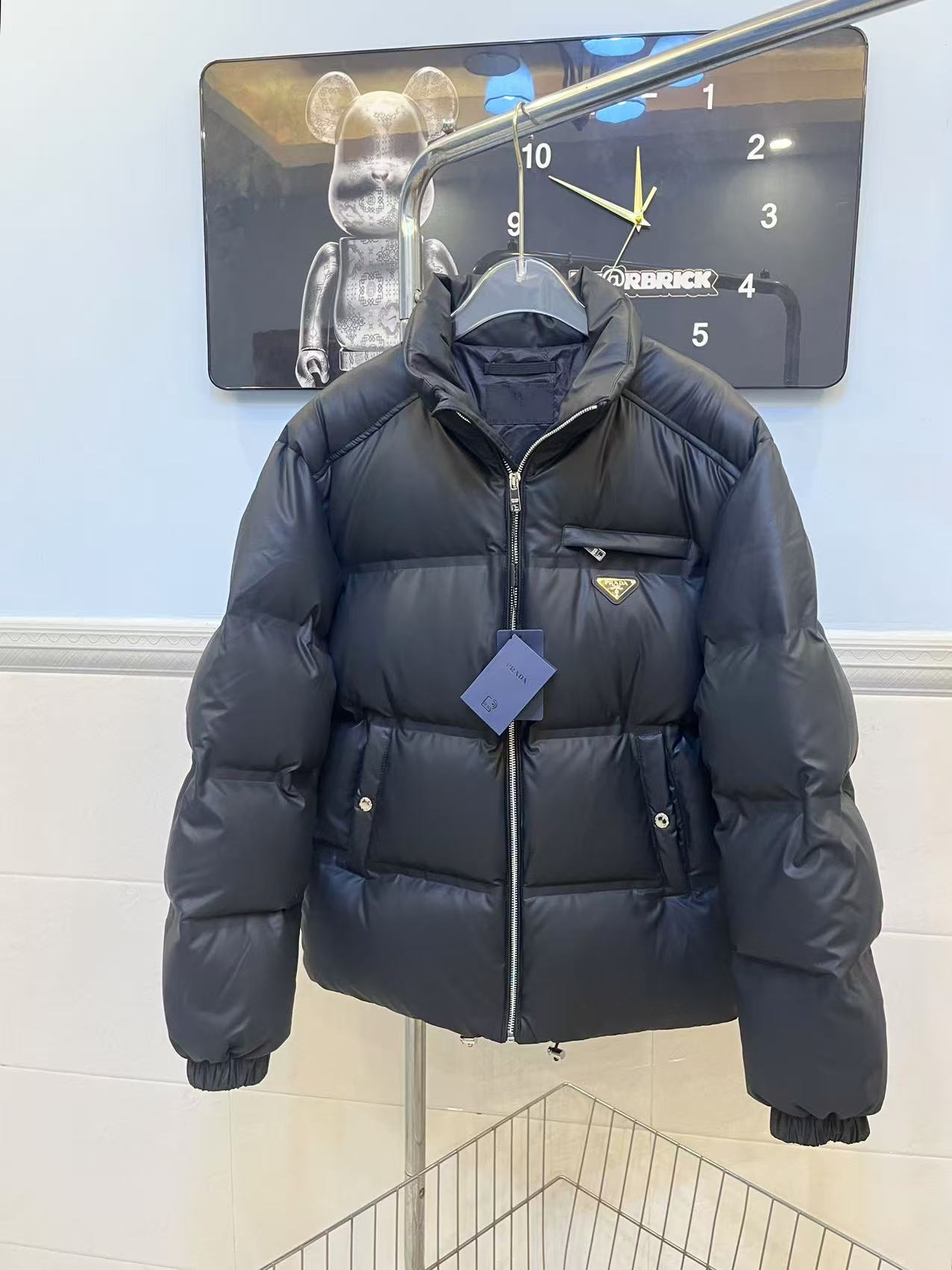 PRADA 0078 Premium Short Puffer Jacket｜90% White Goose Down