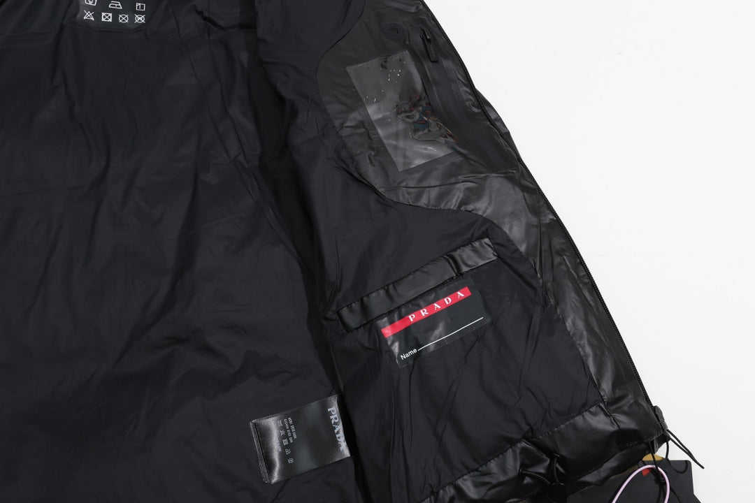 PRADA 24FW Logo Hooded Down Jacket｜Linea Rossa Collection