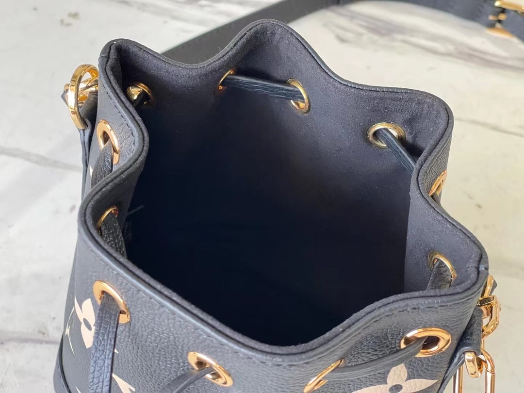 Louis Vuitton women's bags 66