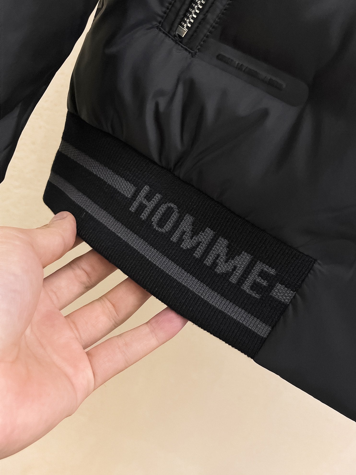 PRADA 2024 FW Logo Down Jacket｜Unisex