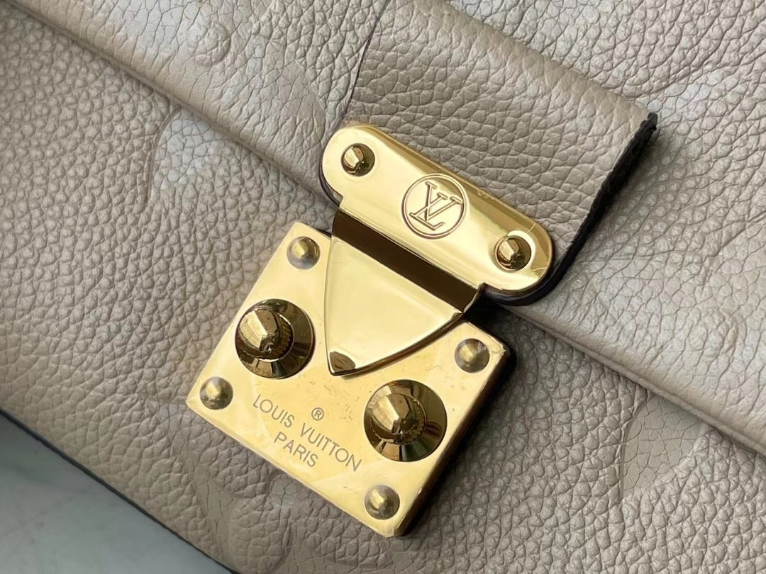 Louis Vuitton women's bags 73