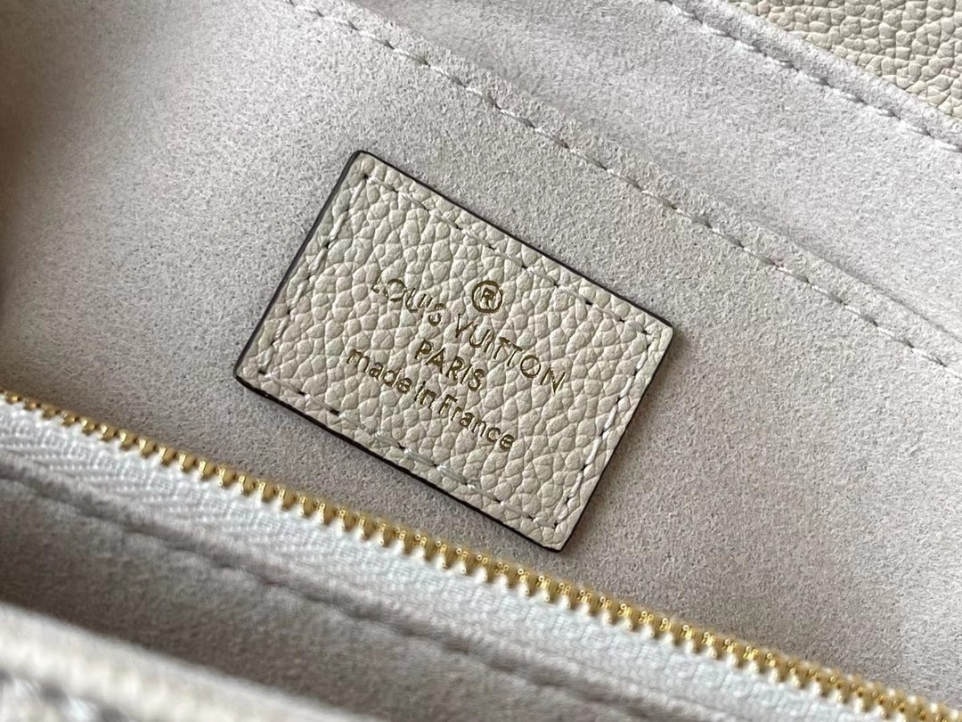 Louis Vuitton women's bags 74