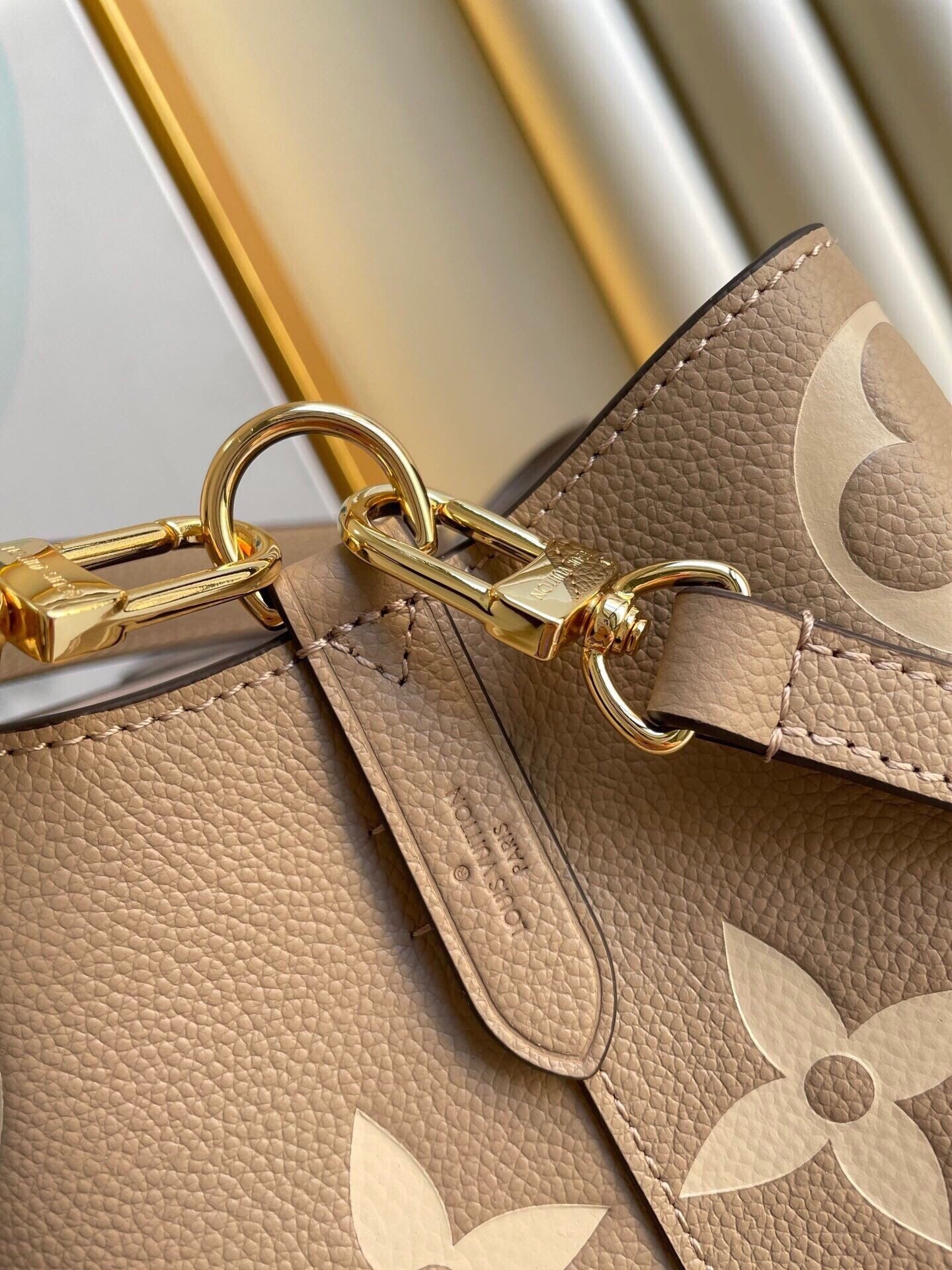 Louis Vuitton women's bags 76