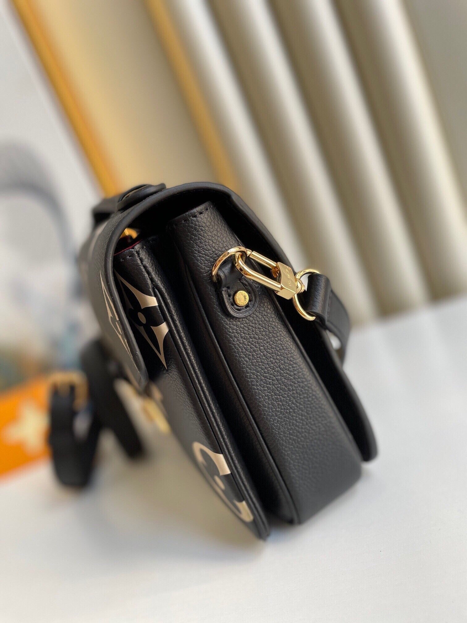Louis Vuitton women's bags 77