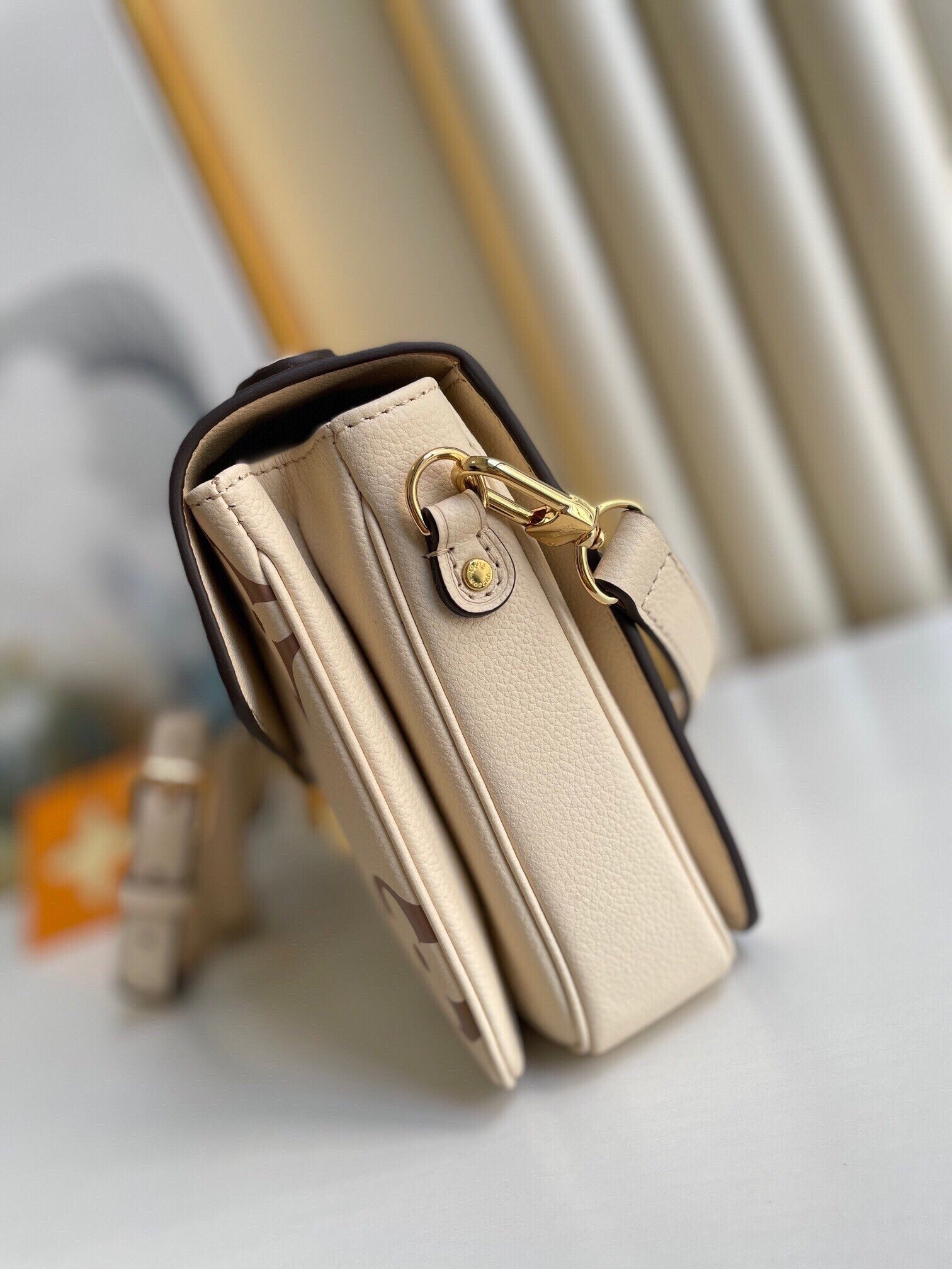 Louis Vuitton women's bags 78