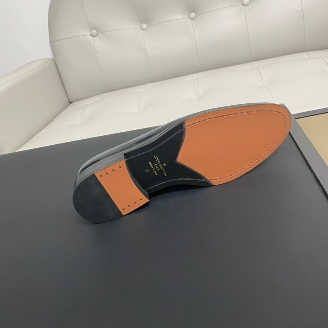 Luxury Italian Leather Dress Shoes – Premium Calf Patent Leather, Handcrafted Quality