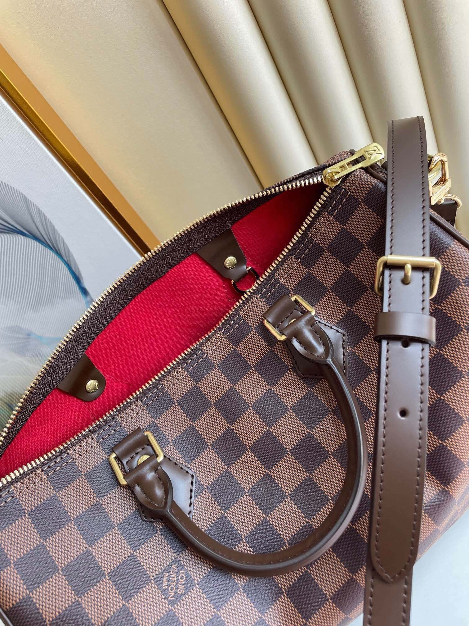 Louis Vuitton women's bags 81