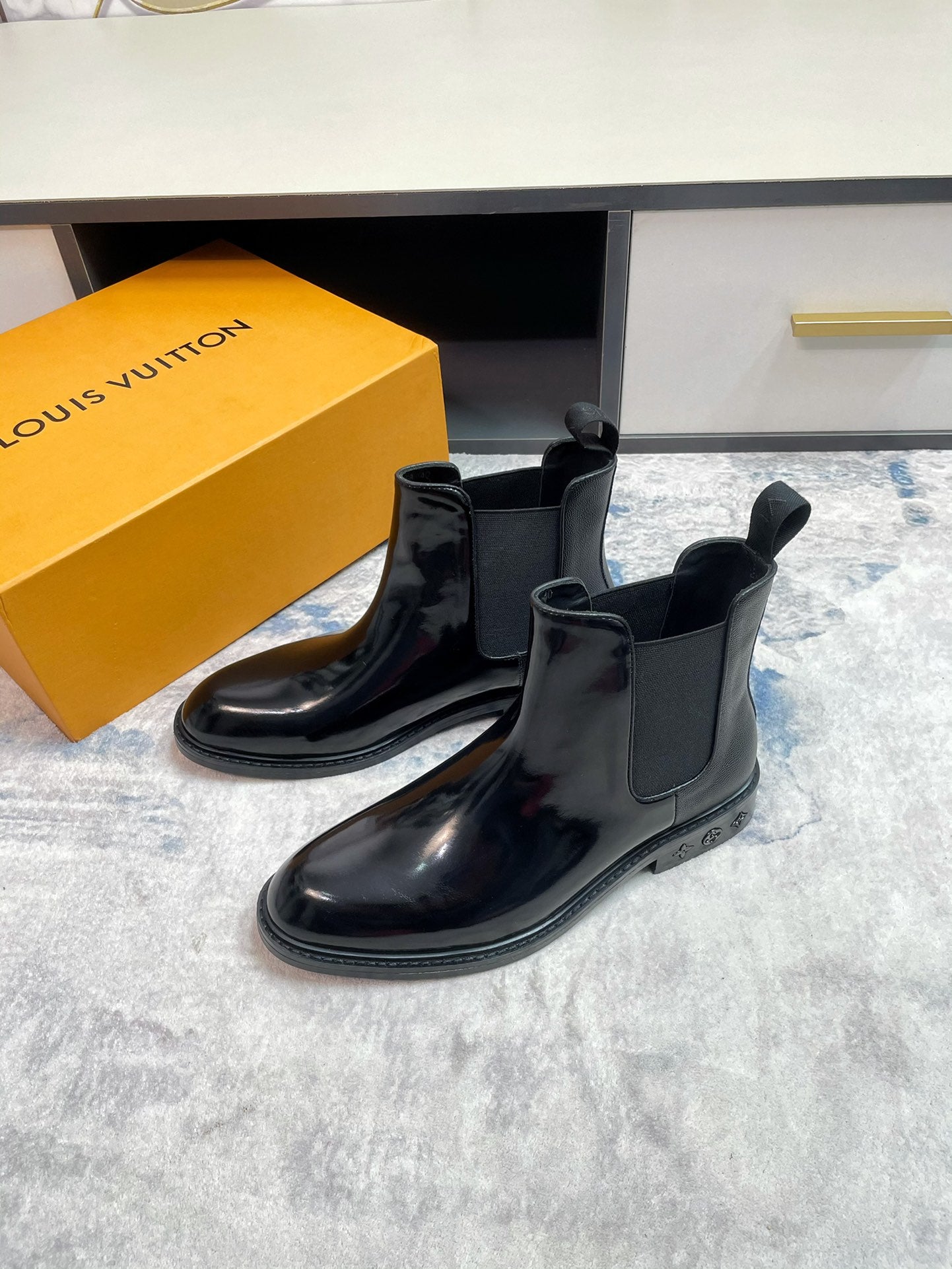 Luxury Italian Leather Dress Shoes – Premium Calf Patent Leather, Handcrafted Quality