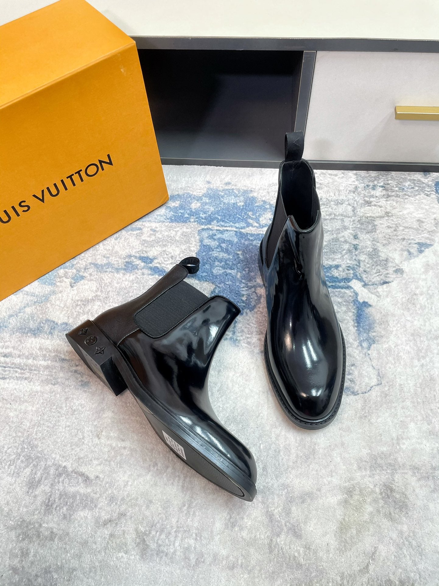 Luxury Italian Leather Dress Shoes – Premium Calf Patent Leather, Handcrafted Quality