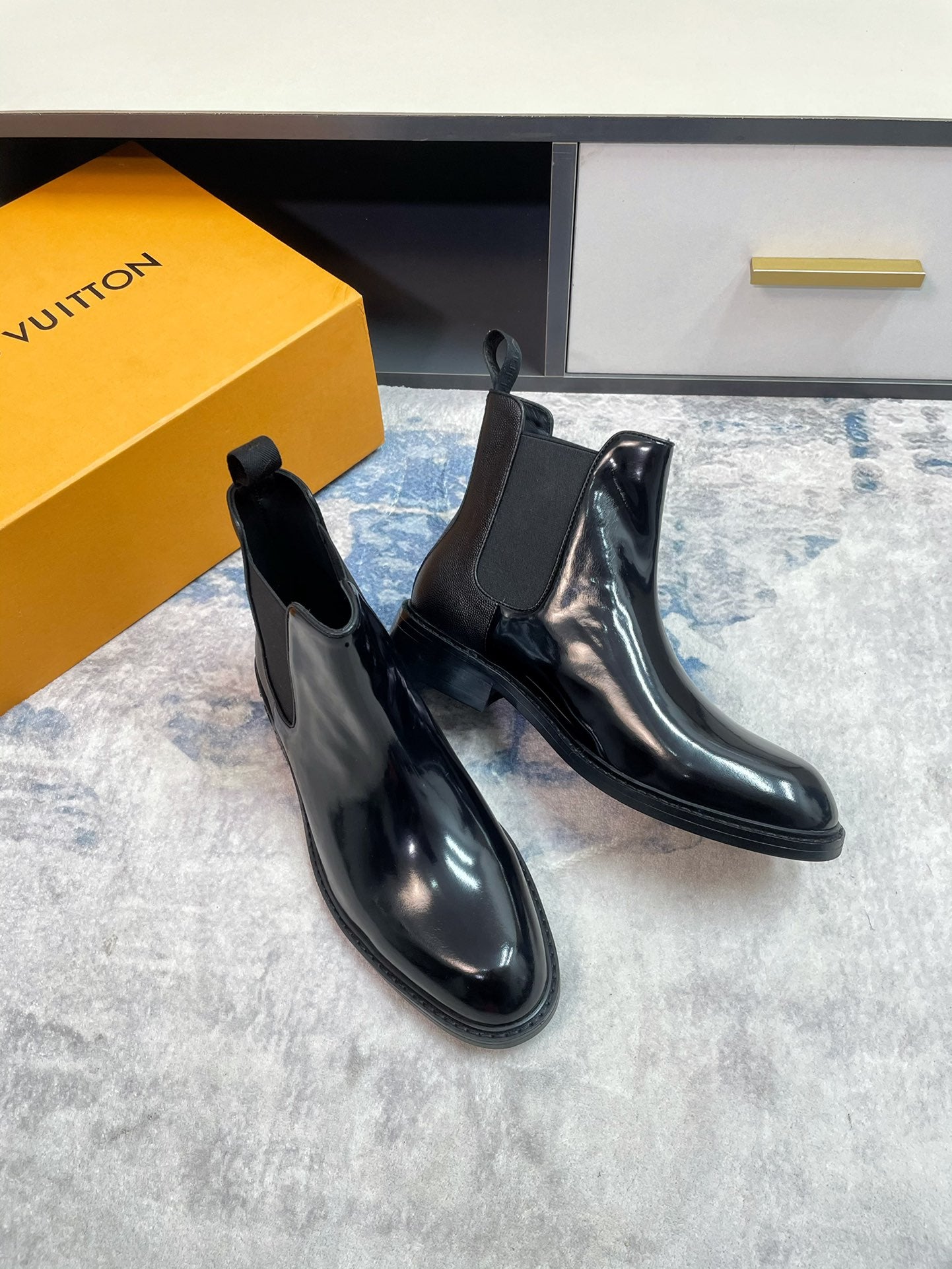 Luxury Italian Leather Dress Shoes – Premium Calf Patent Leather, Handcrafted Quality