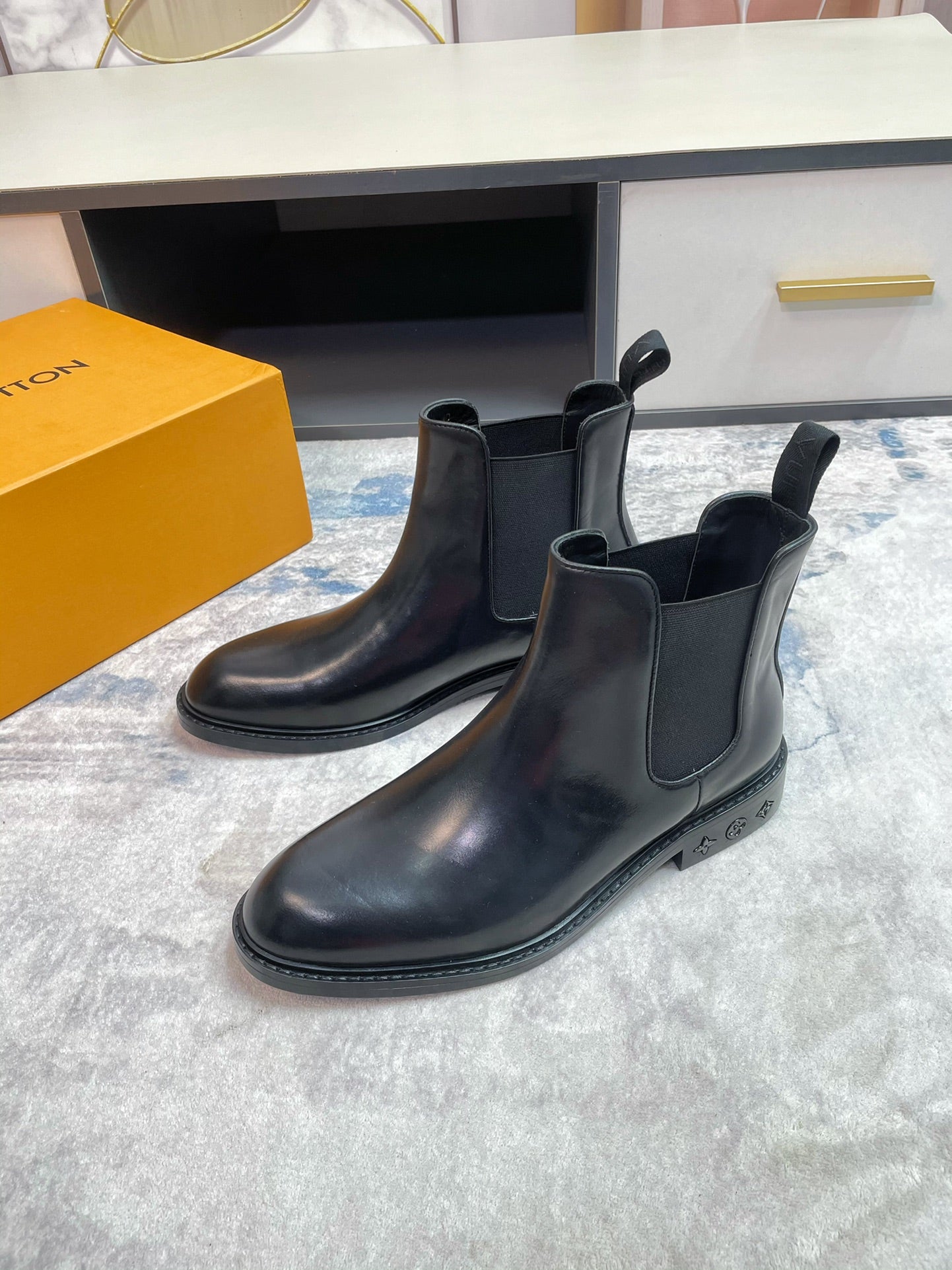 Luxury Italian Leather Dress Shoes – Premium Calf Patent Leather, Handcrafted Quality 05