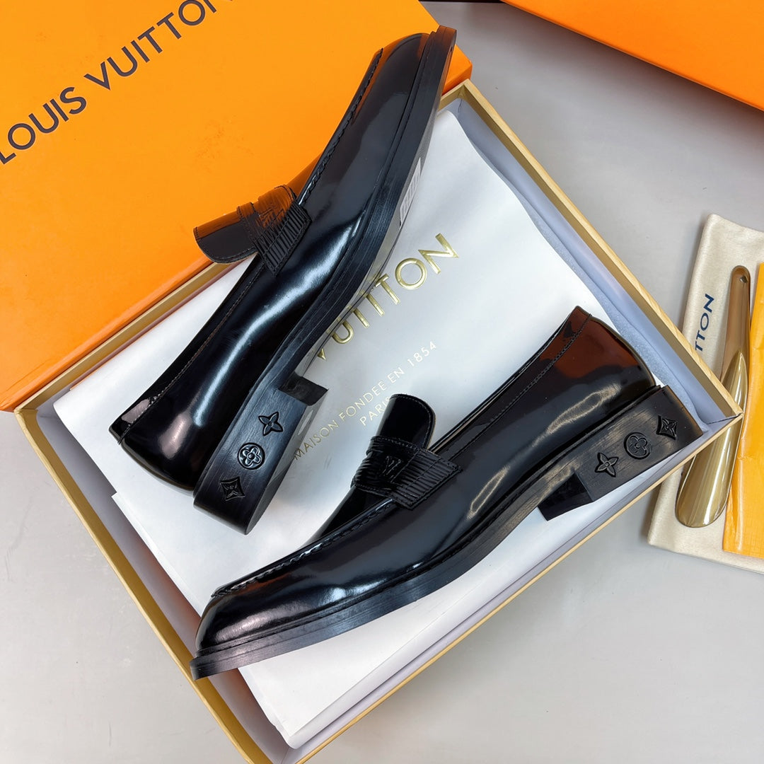 Luxury Italian Leather Dress Shoes – Premium Calf Patent Leather, Handcrafted Quality 20
