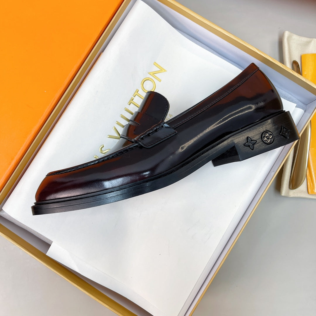 Luxury Italian Leather Dress Shoes – Premium Calf Patent Leather, Handcrafted Quality 26
