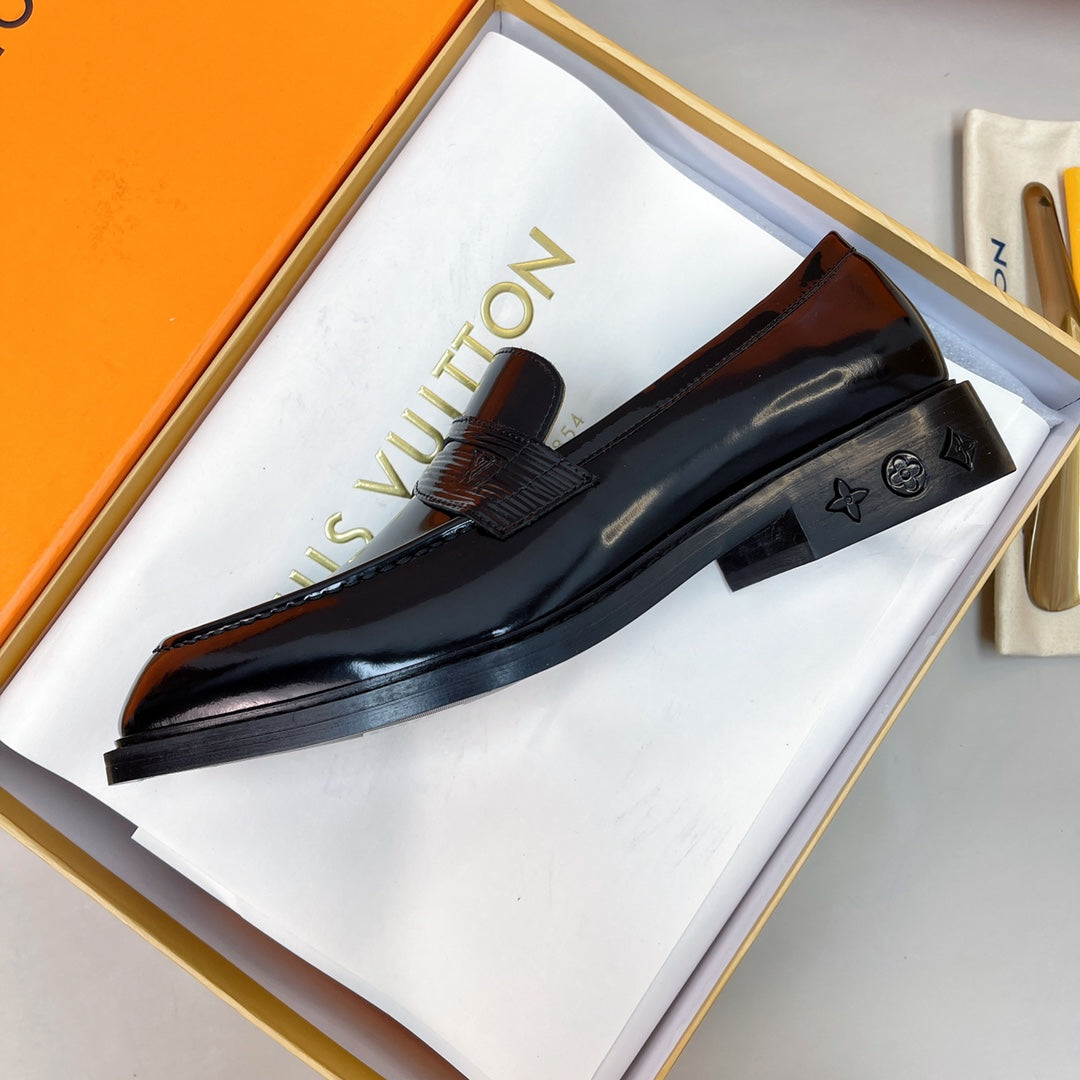 Luxury Italian Leather Dress Shoes – Premium Calf Patent Leather, Handcrafted Quality 29