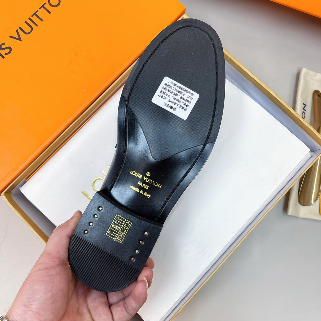 Luxury Italian Leather Dress Shoes – Premium Calf Patent Leather, Handcrafted Quality 29