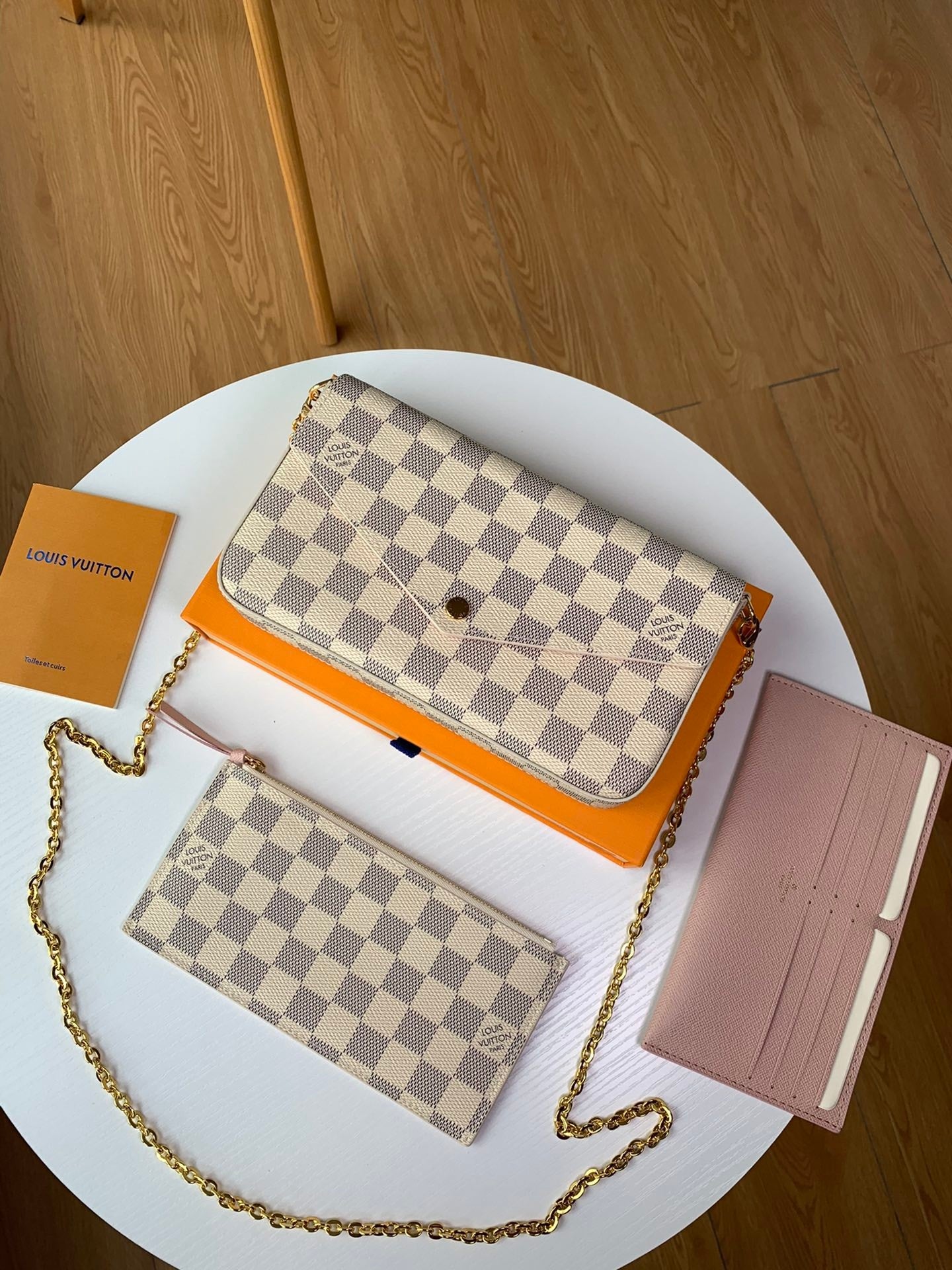 Louis Vuitton women's bags 89