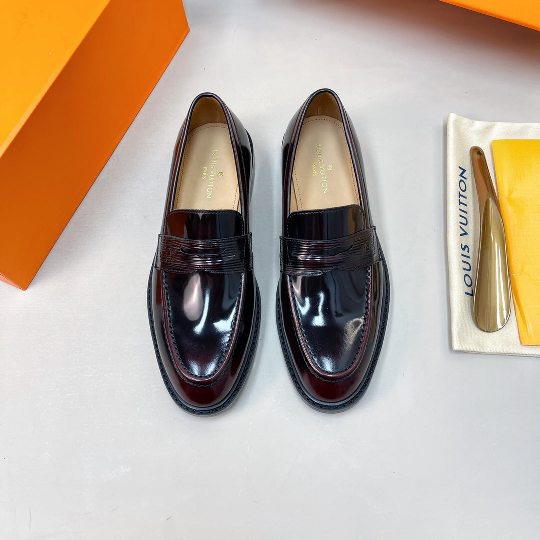 Luxury Italian Leather Dress Shoes – Premium Calf Patent Leather, Handcrafted Quality 30