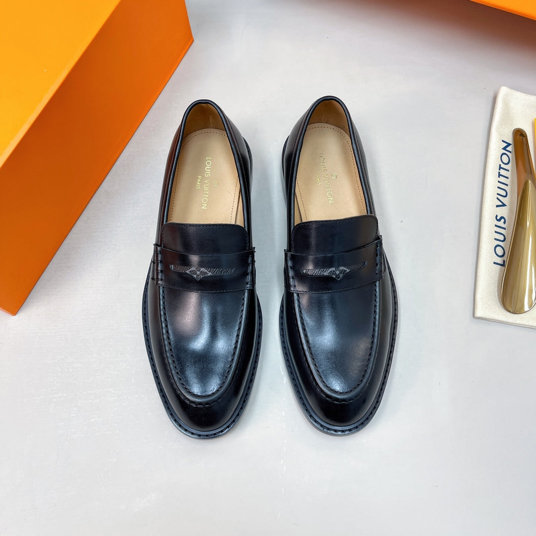 Luxury Italian Leather Dress Shoes – Premium Calf Patent Leather, Handcrafted Quality 32