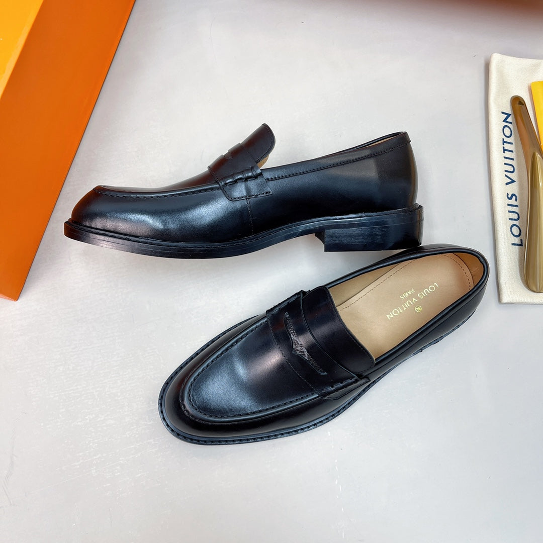 Luxury Italian Leather Dress Shoes – Premium Calf Patent Leather, Handcrafted Quality 32