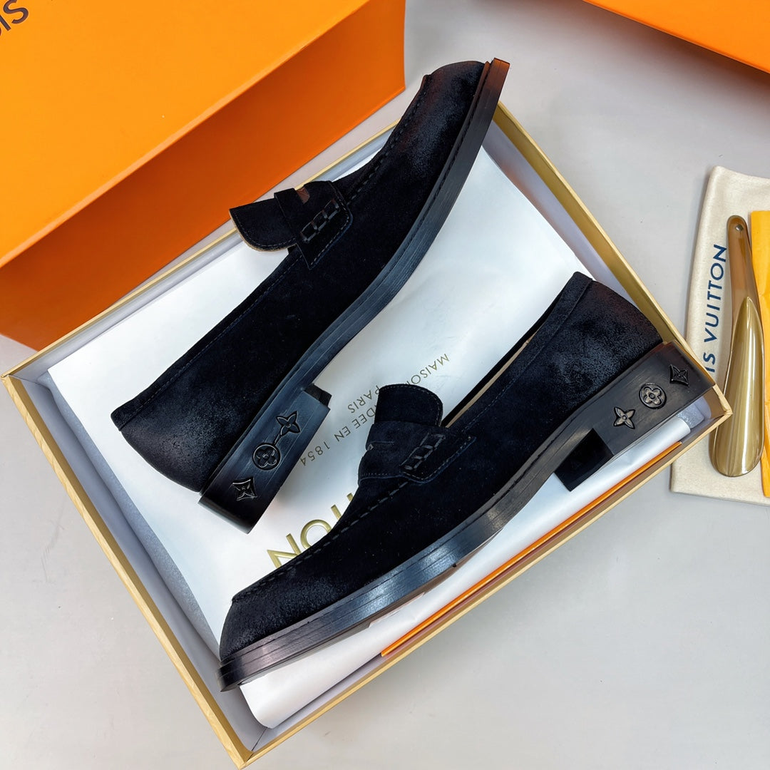 Luxury Italian Leather Dress Shoes – Premium Calf Patent Leather, Handcrafted Quality 33