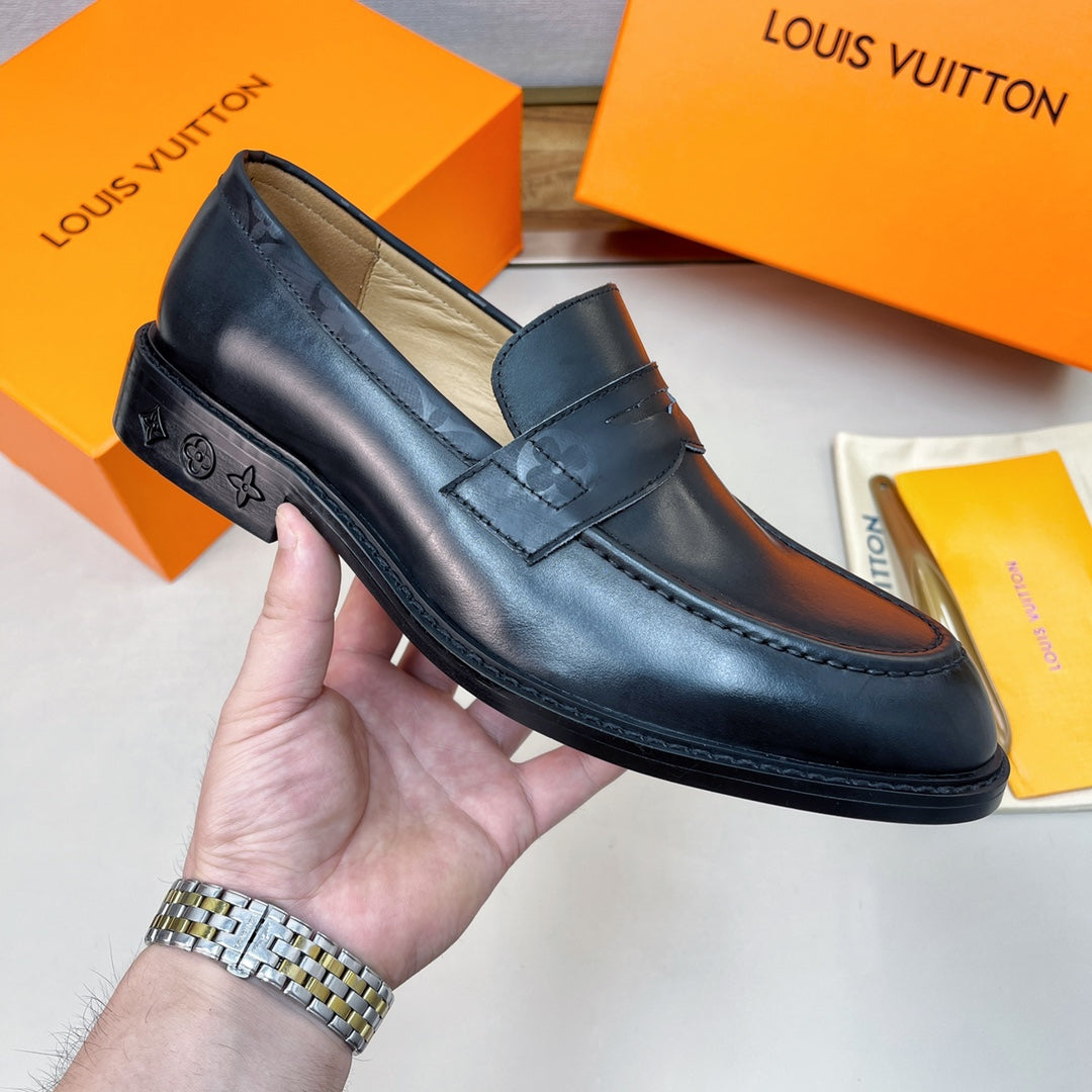 Luxury Italian Leather Dress Shoes – Premium Calf Patent Leather, Handcrafted Quality 34