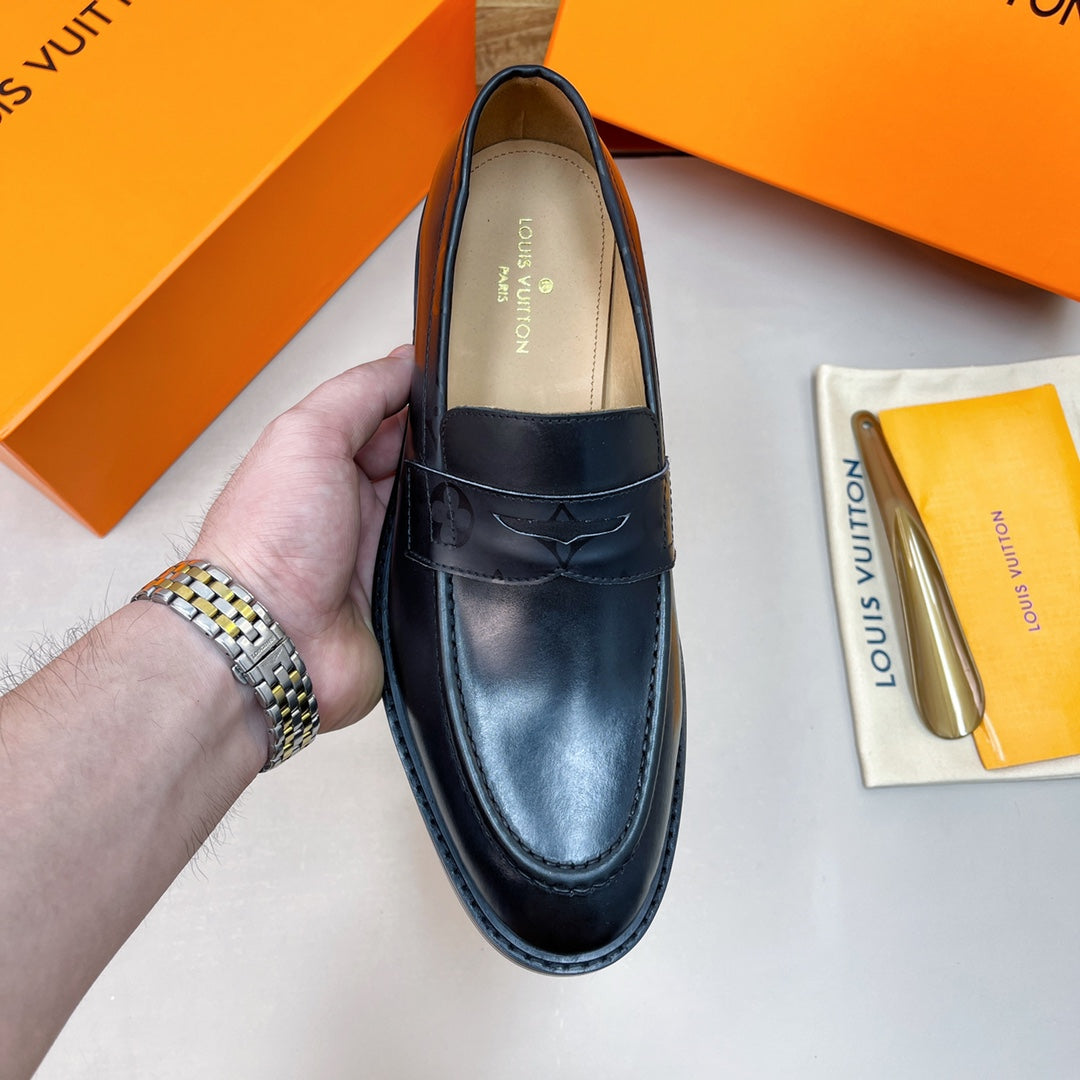 Luxury Italian Leather Dress Shoes – Premium Calf Patent Leather, Handcrafted Quality 34