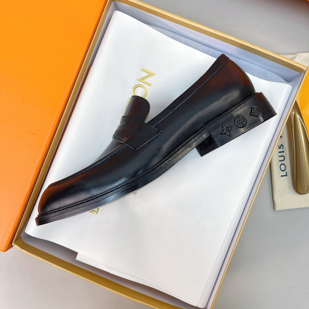 Luxury Italian Leather Dress Shoes – Premium Calf Patent Leather, Handcrafted Quality 34