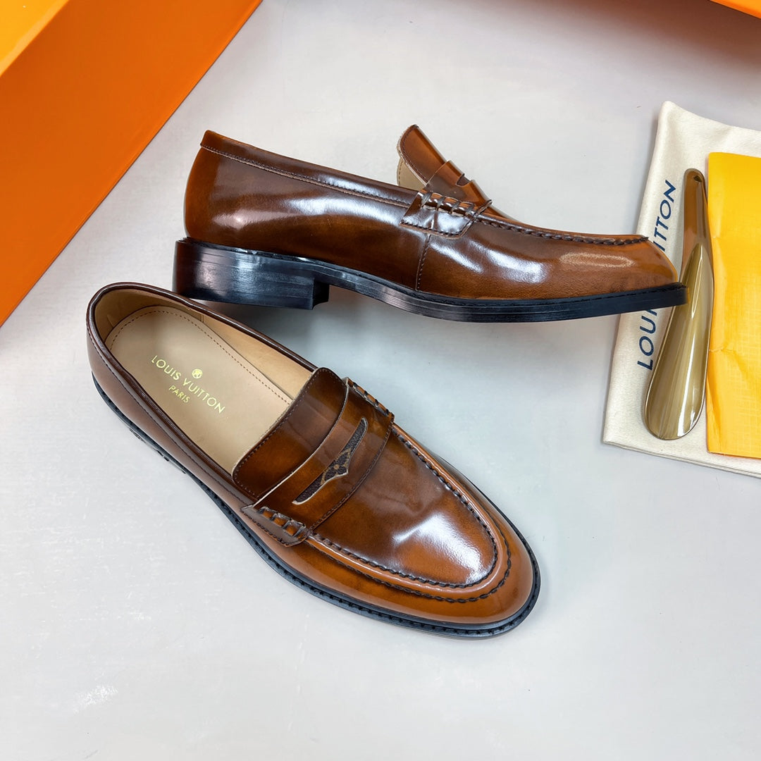 Luxury Italian Leather Dress Shoes – Premium Calf Patent Leather, Handcrafted Quality 35